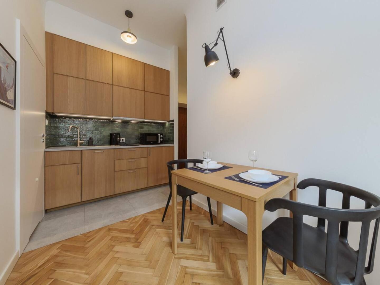 Canary Corner Studio City Centre Warsaw Exterior photo